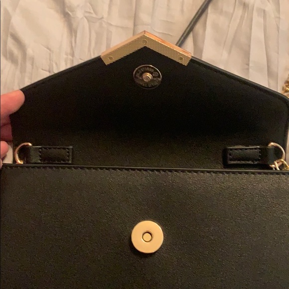 Brand new Urban expressions crossbody purse - Picture 6 of 6